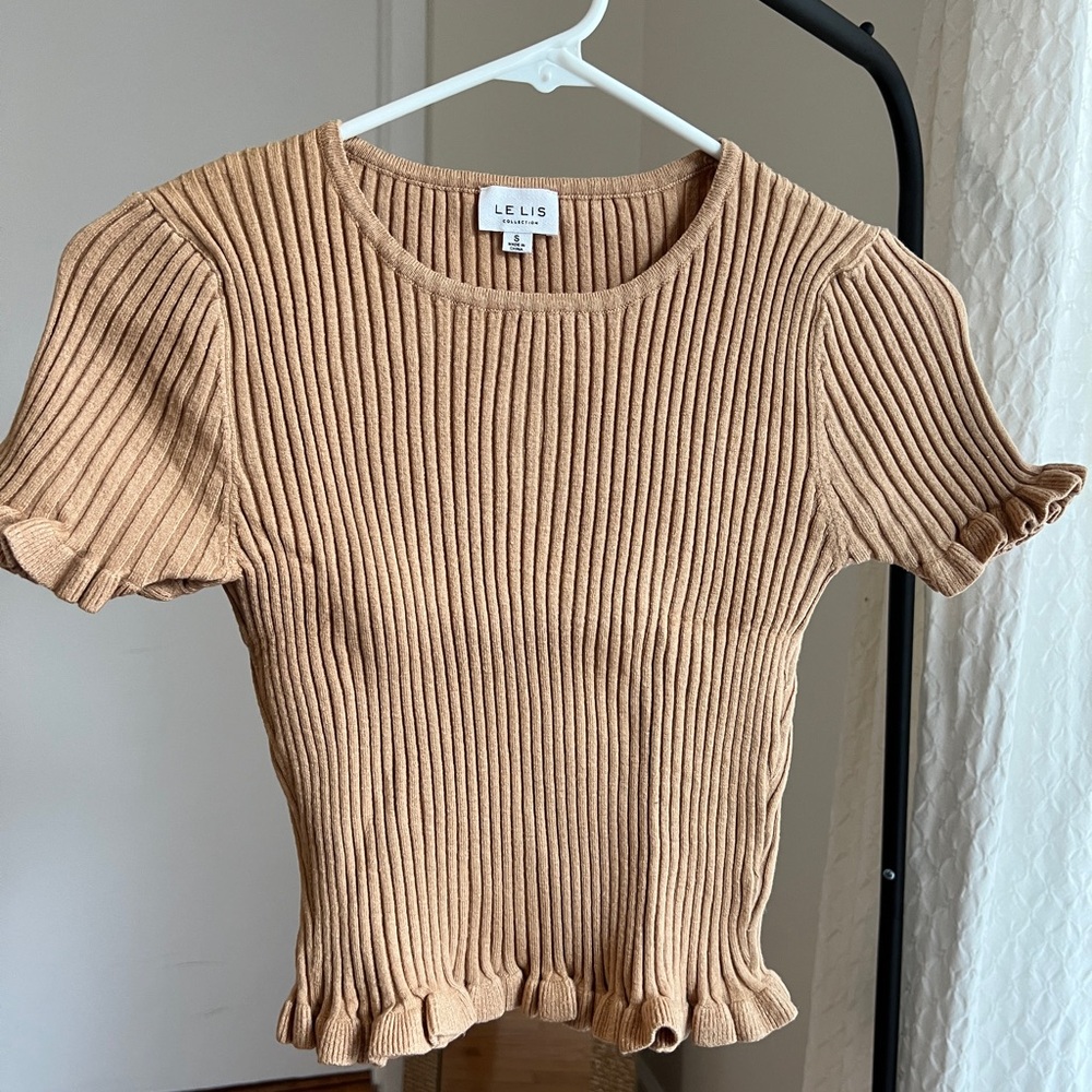 cropped top